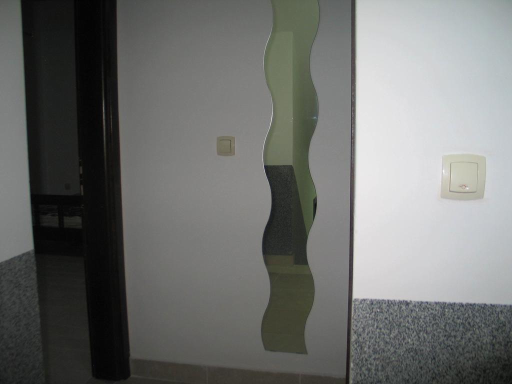 Guest House Dena دوبرا فوفا الغرفة الصورة