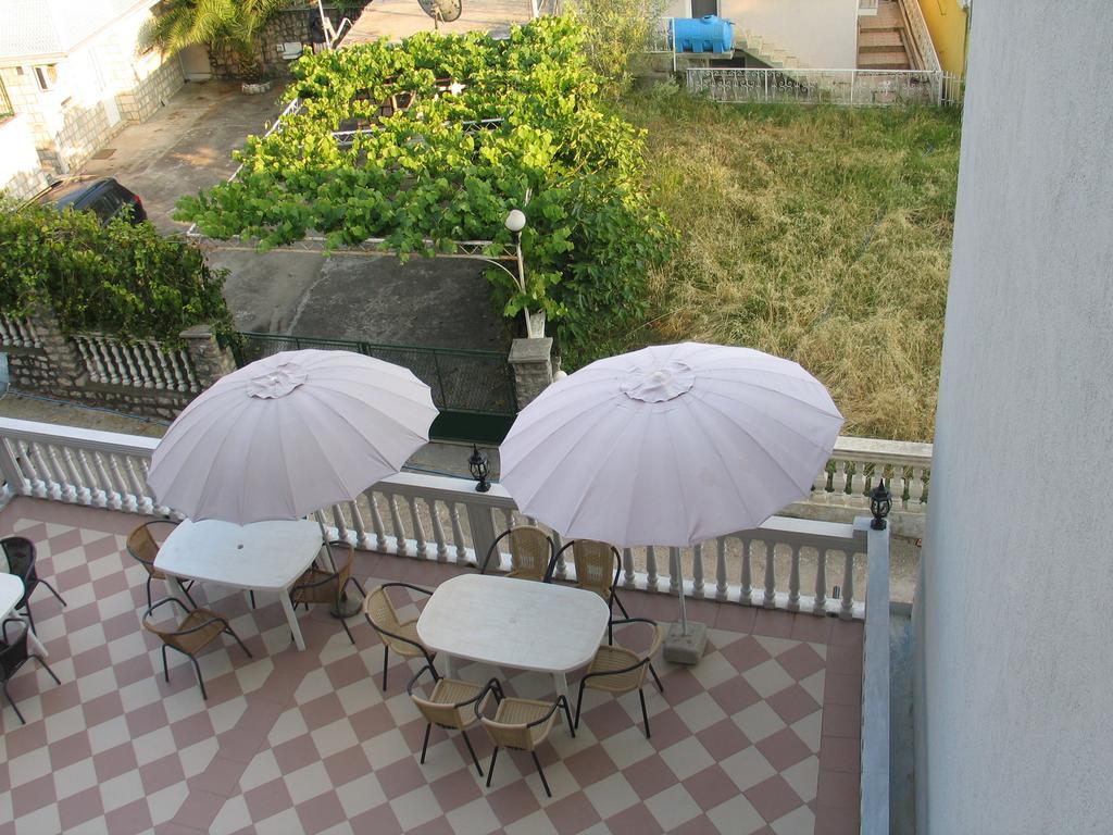 Guest House Dena دوبرا فوفا المظهر الخارجي الصورة